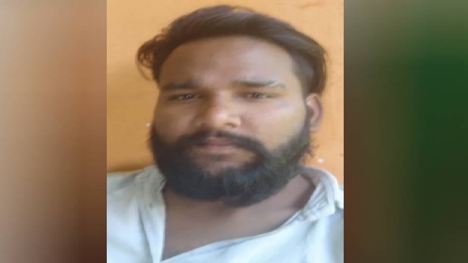 Dead body of brother-in-law found in canal and search for brother-in-law in Etah
