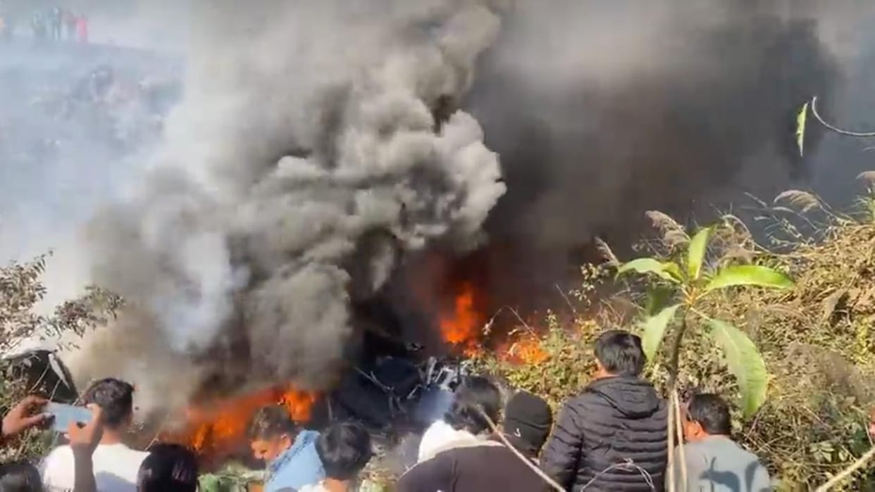 Nepal Passenger Plane Crashed at Pokhara International Airport Rescue Operation News Updates in Hindi