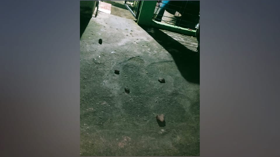 Stone pelting again in Poonch house of minority community in village Baichh