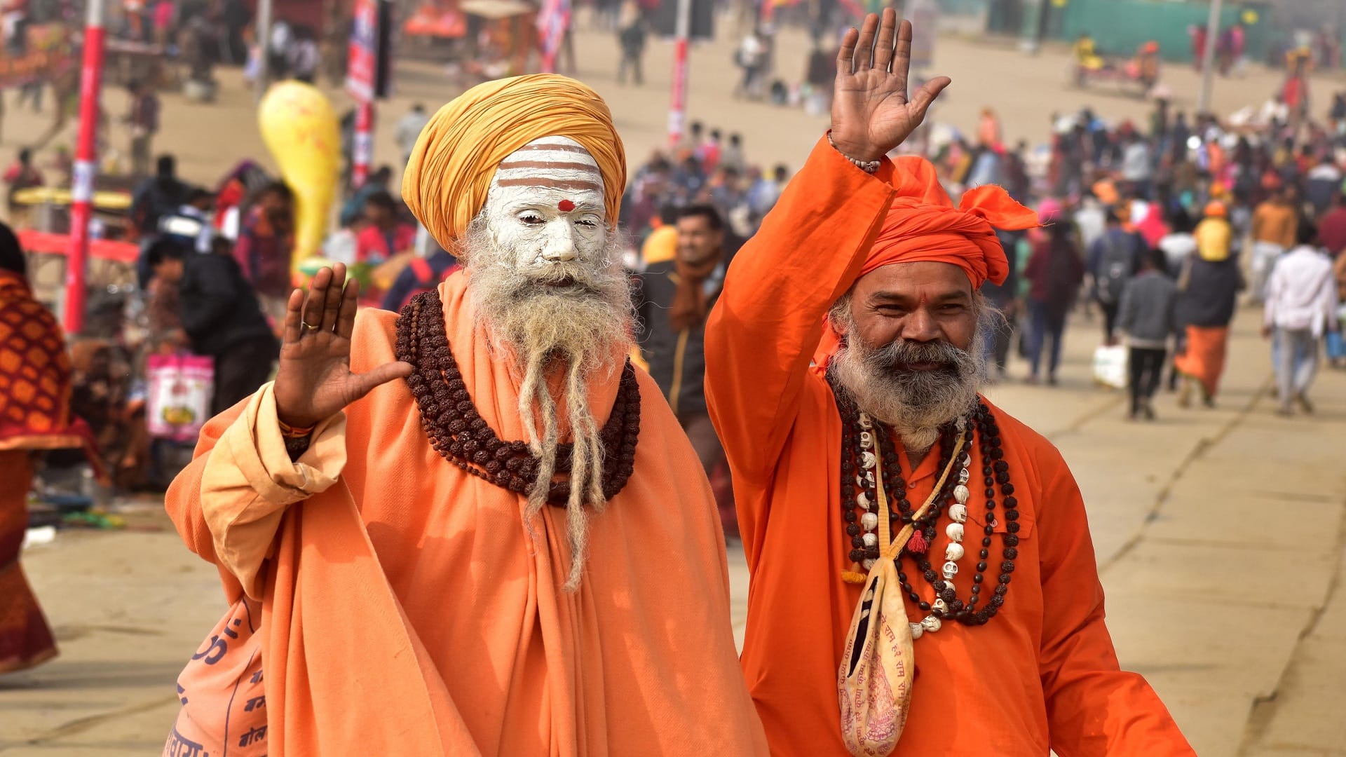 Magh Mela 2023 Makar Sankranti, about 25 lakh devotees took a dip in Sangam