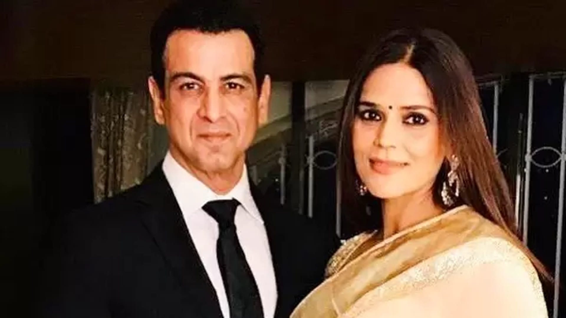 TV Actors Who Married Twice or thrice from hiten tejwani to Karan Singh Grover anup soni ronit roy sameer soni