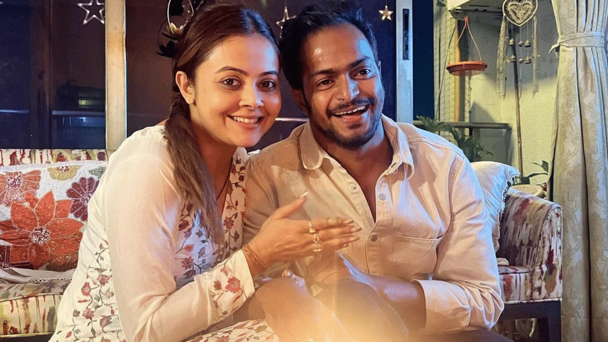 Devoleena Bhattacharjee celebrates first month anniversary with Shahnawaz Shaikh see users reaction