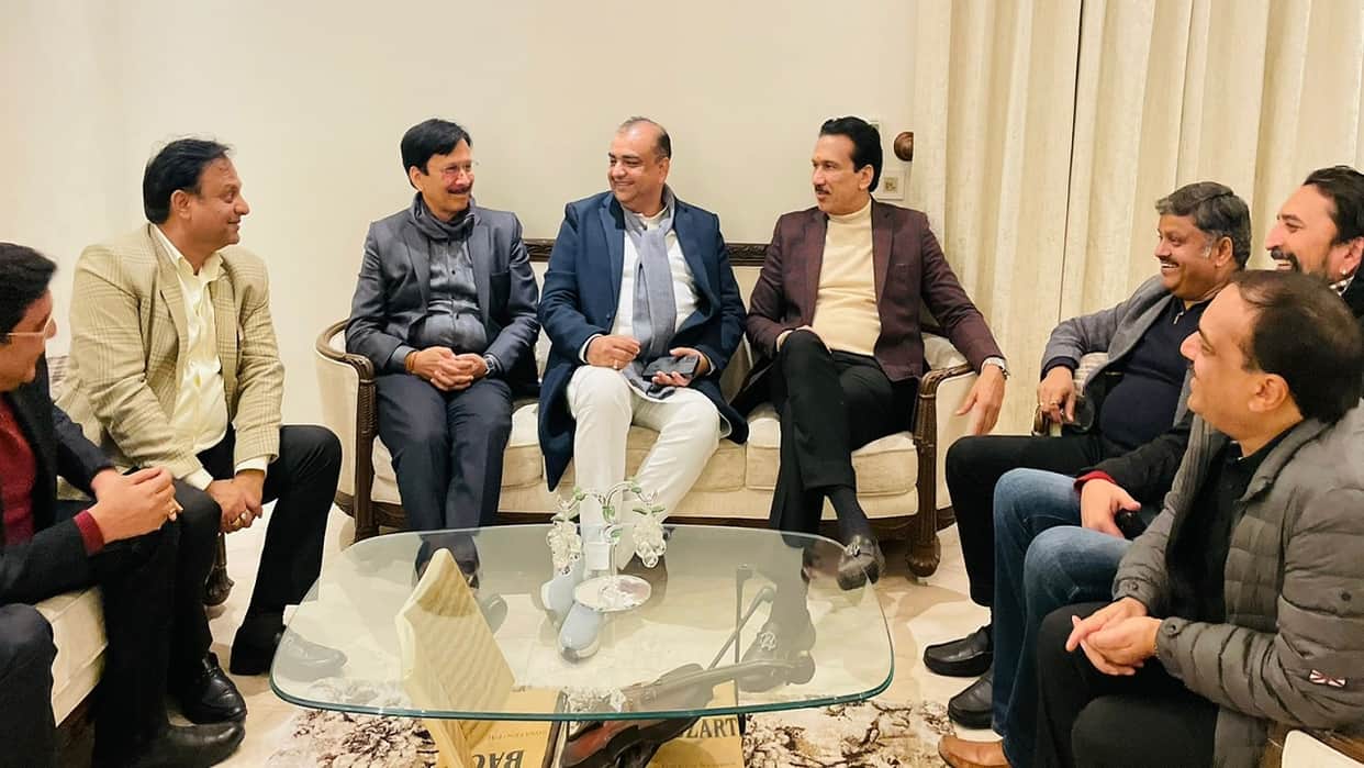 Rampur MLA Akash Saxena held a meeting with entrepreneurs