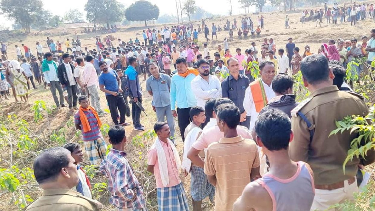 chhattisgarh bjp district minister budhram katram murdered in jagdalpur