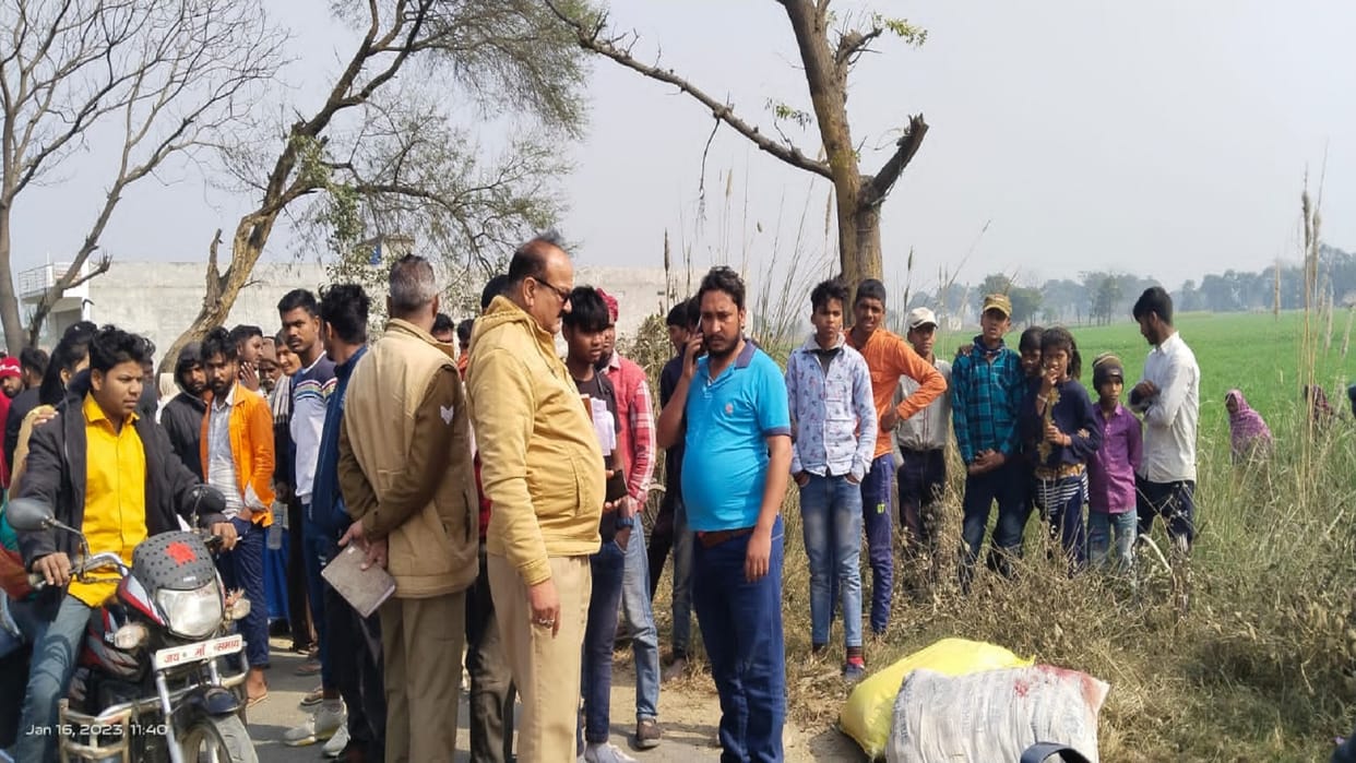 Deoria Death of a bike rider after being hit by a truck