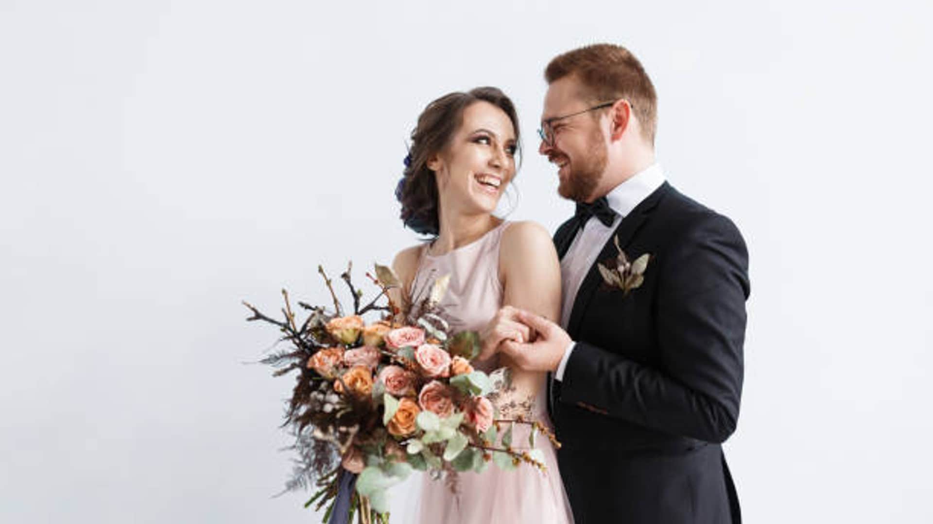 Wedding Fashion Tips : These spectacles for grooms are best for wedding day