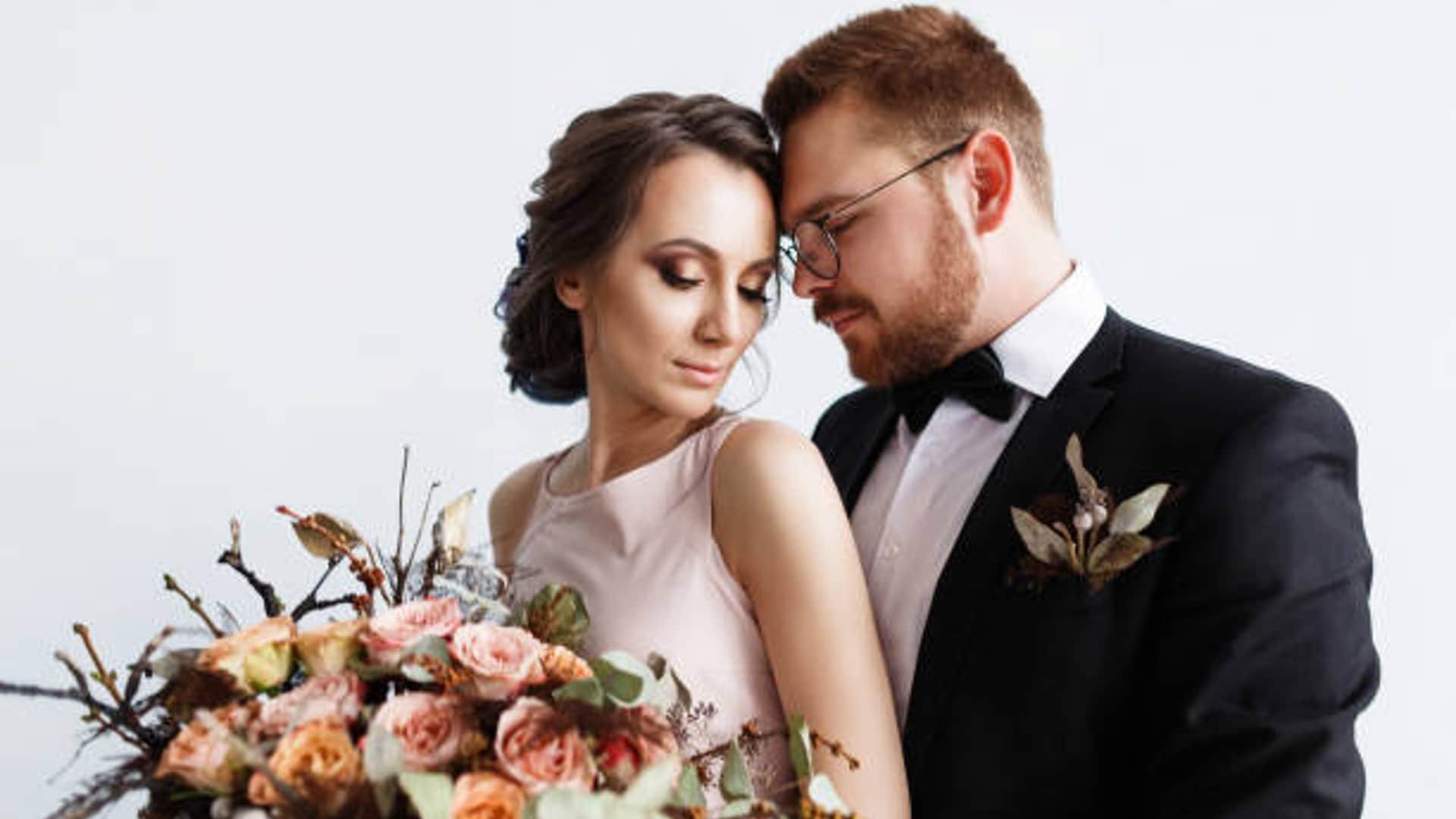 Wedding Fashion Tips : These spectacles for grooms are best for wedding day