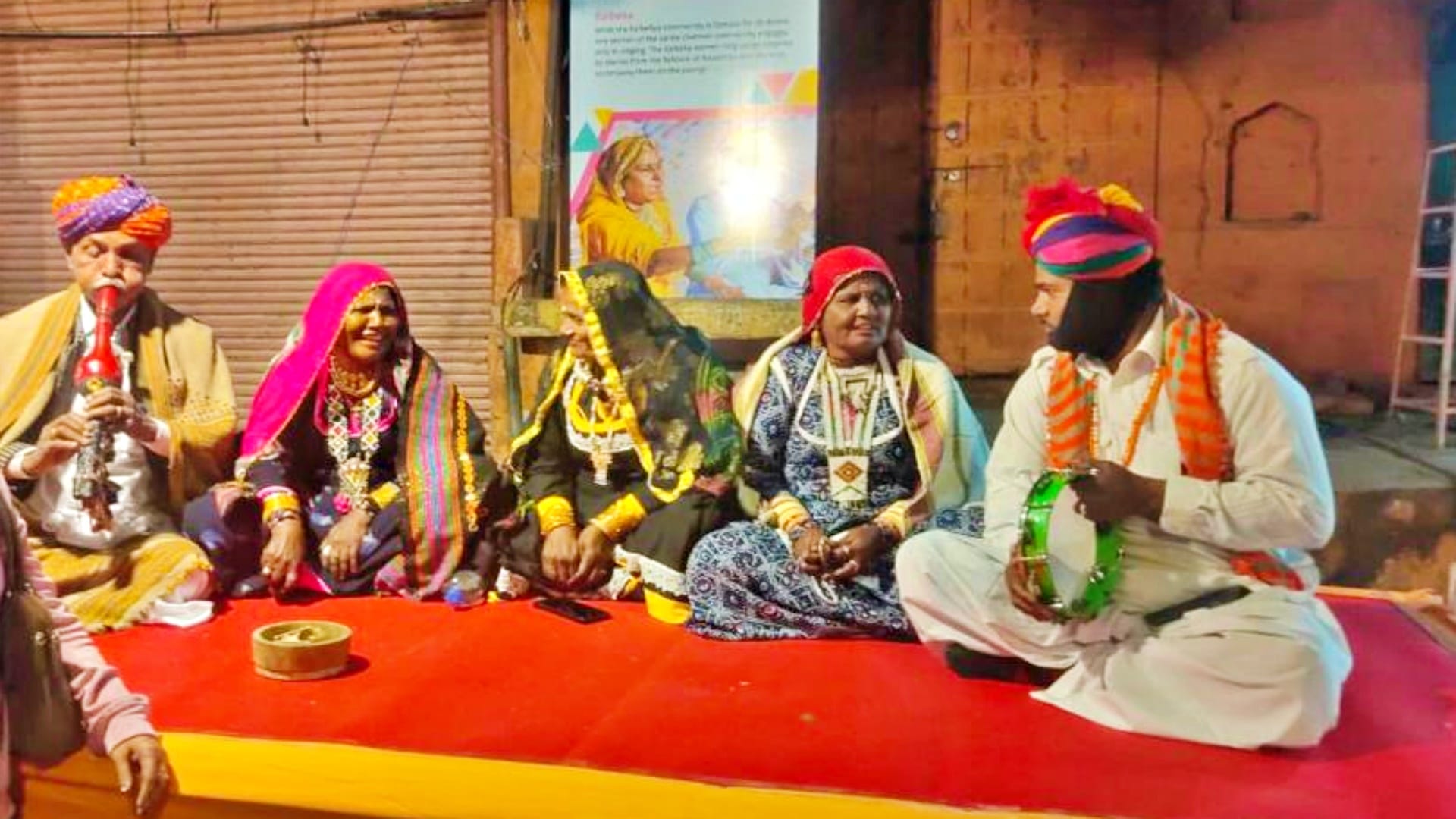 People had a lot of fun in Hawamahal Night Festival