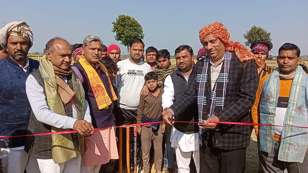 Sadabad beat Samadpur by four wickets