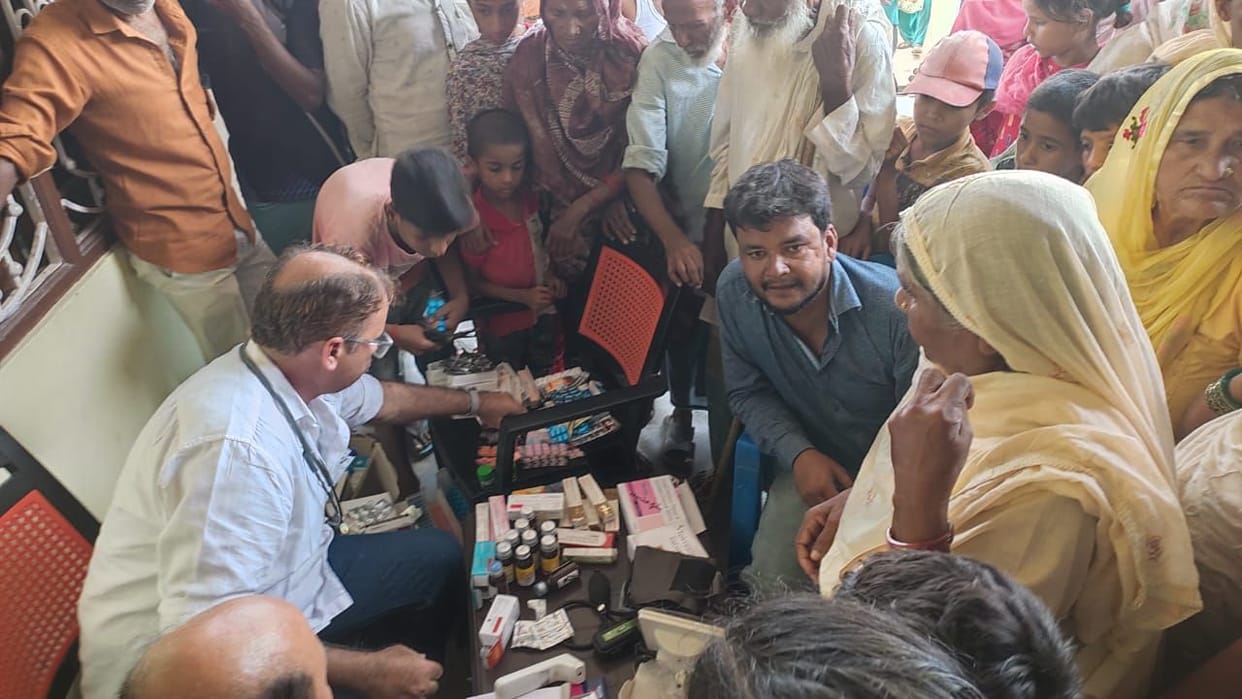 health team reached in khasar affected villages