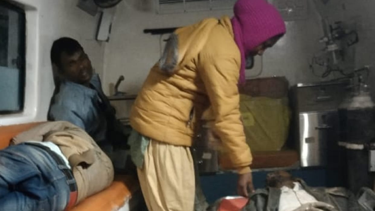 Villagers thrash miscreants who were looting from neighboring state, police arrested all three in Korba