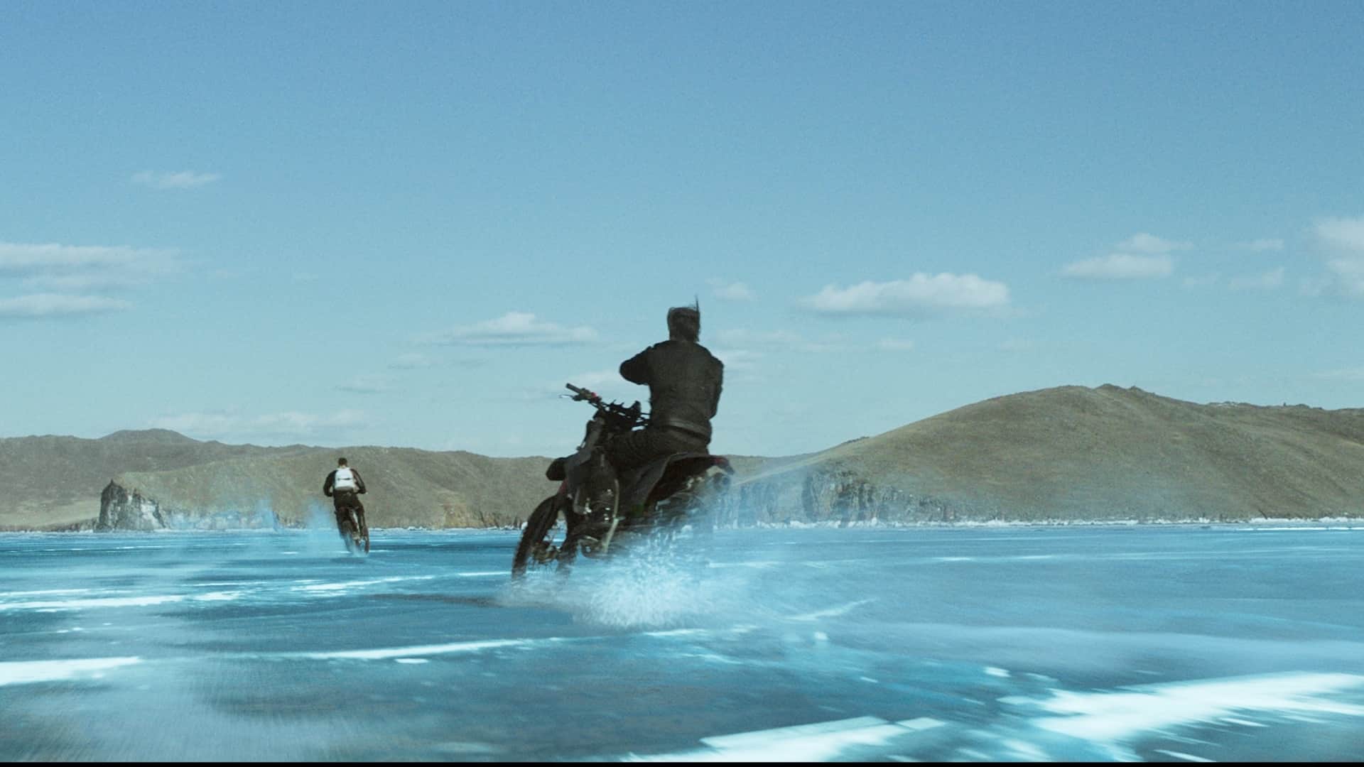 Pathan Baikal Lake Shooting of Shahrukh Khan Film on the world deepest lake see exclusive exciting pictures