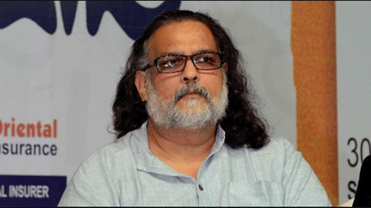 tushar gandhi reactes on gandhi godse ek yudh said I am not interested to watch film who calls killer a hero