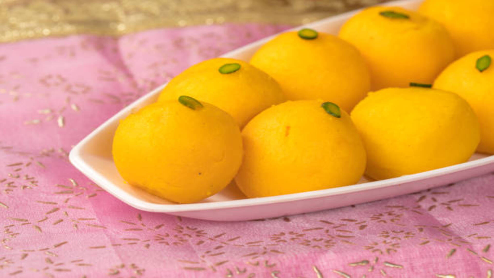 Basant Panchami 2023 Offer these bhog and prasad to maa Sarswati it may bring good luck