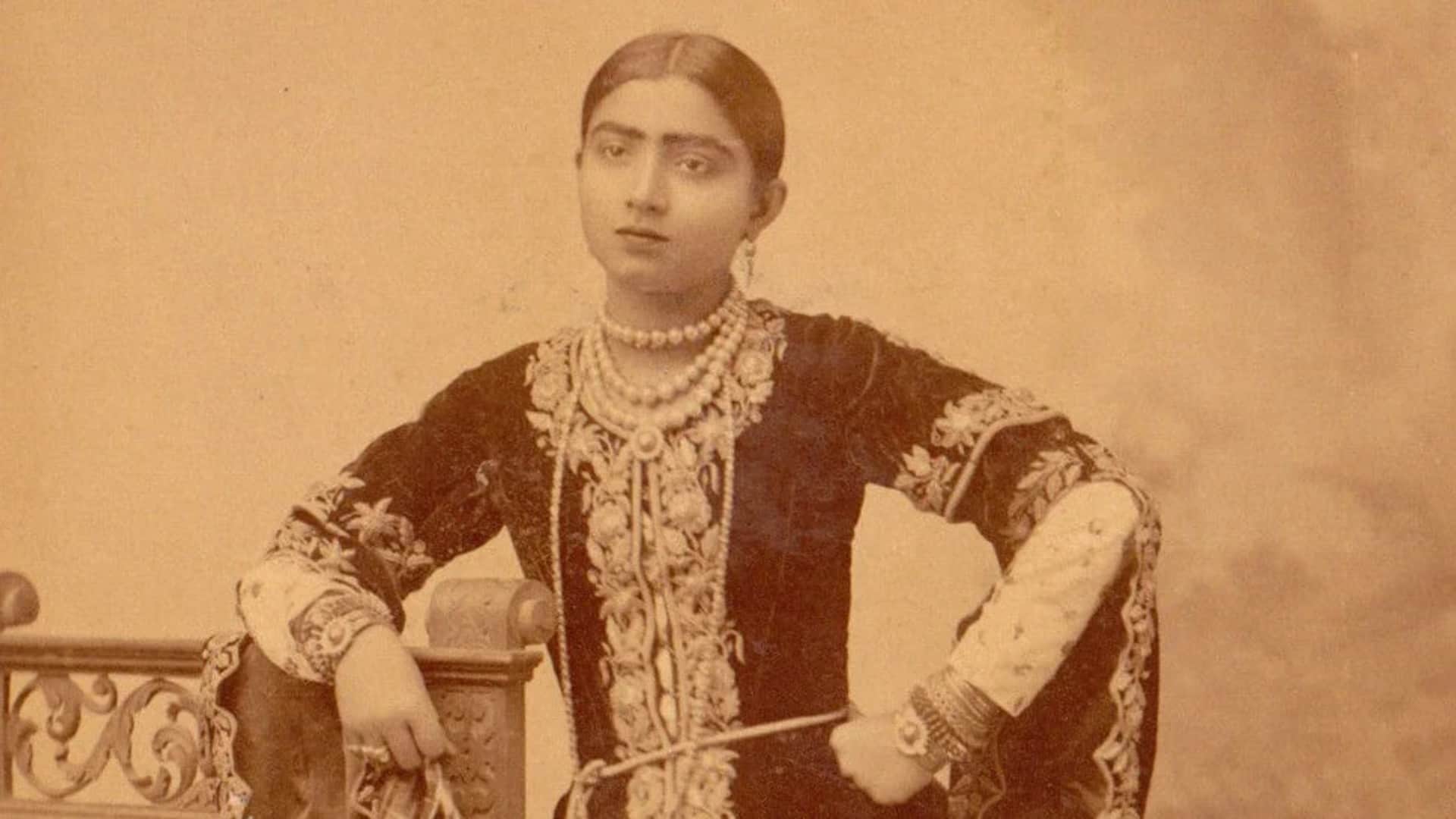 Gauhar jaan Death Anniversary Story of India first recording artist and famous career life unkown facts