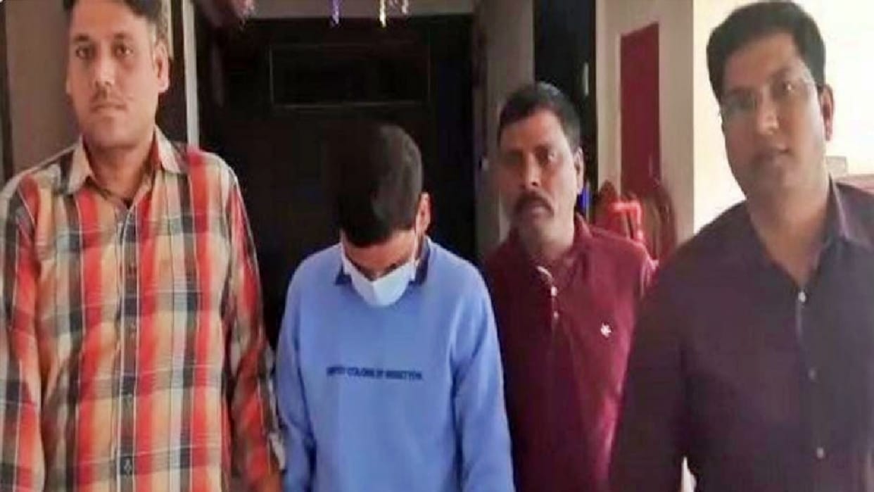 Indias Biggest Job Fraud Racket Odisha Accused Arpit Panchal Arrested From Ratlam Madhya Pradesh