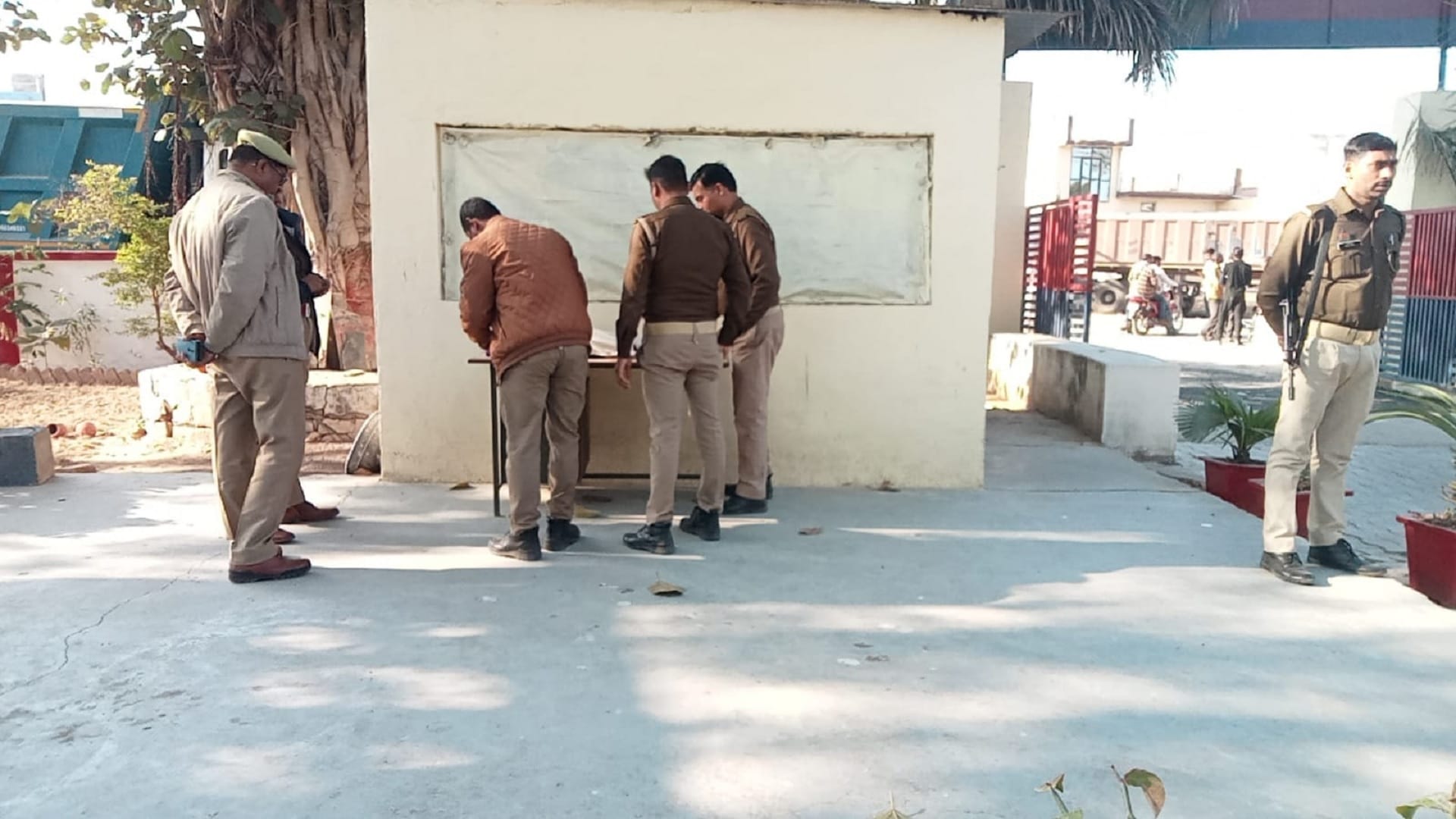 Mother killed two-month-old infant girl child In Jhansi dead body was found in drain behind house