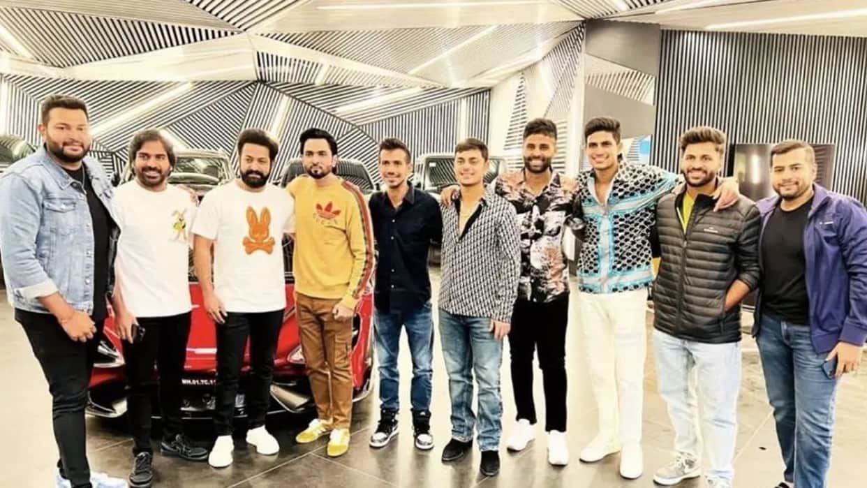 IND vs NZ Yuzvendra Chahal Suryakumar yadav Shubman Gill shardul thakur  met RRR Actor Jr NTR