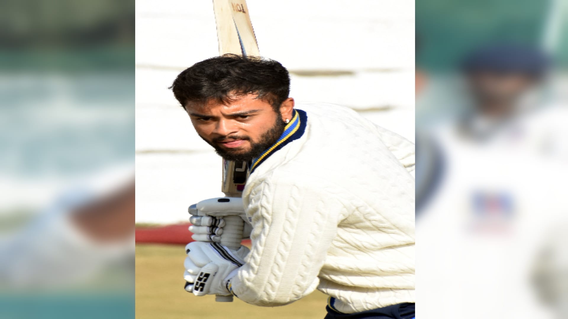 Ranji match: Bees attack at  Bhamashah Stadium Meerut, cricketers lay down on the ground