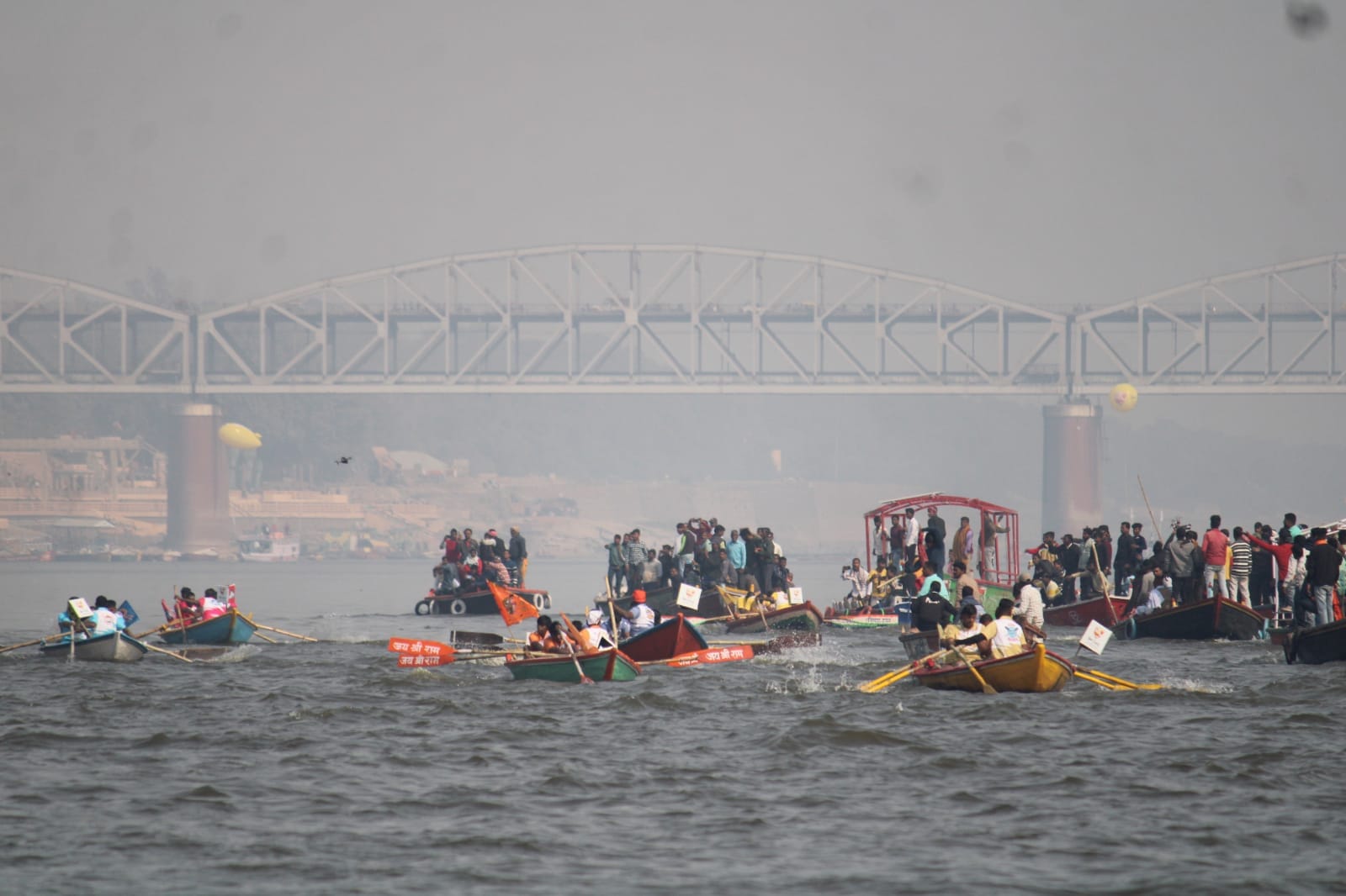 Kashi Boat Race in pictures inaugurated by Divisional Commissioner Kaushalraj Sharma and MLA Neelkanth Tiwari