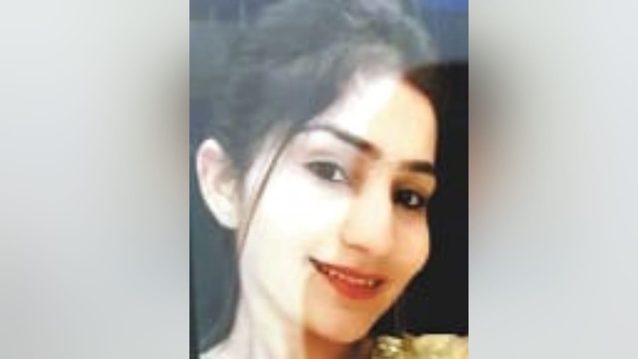 Amisha had come alone from Rudrapur by train This has been confirmed by CCTV in moradabad