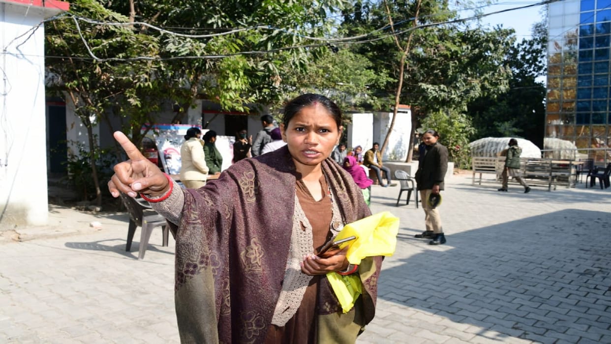 woman sprinkled kerosene on herself after reaching the collectorate