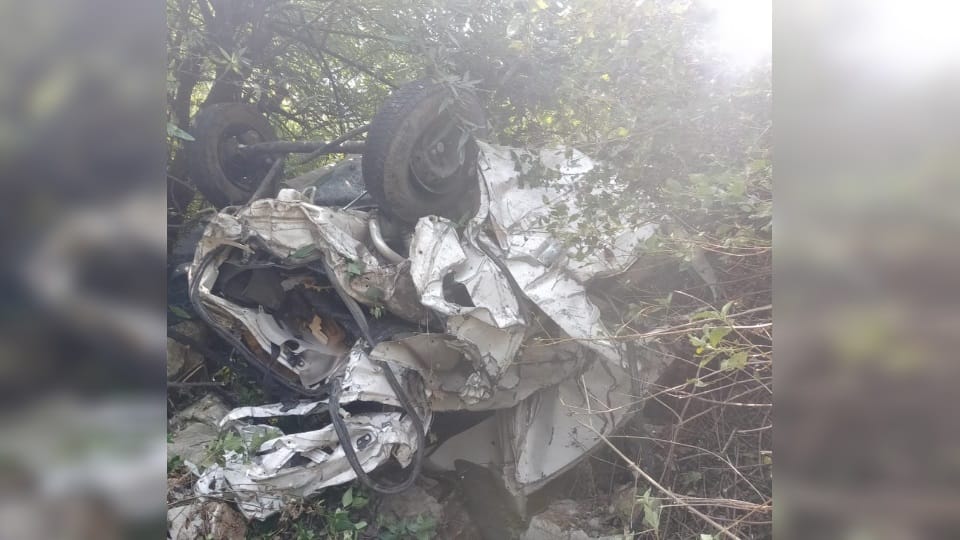 Uttarakhand tehri Car accident News:  man died during going for distribute wedding card of his son