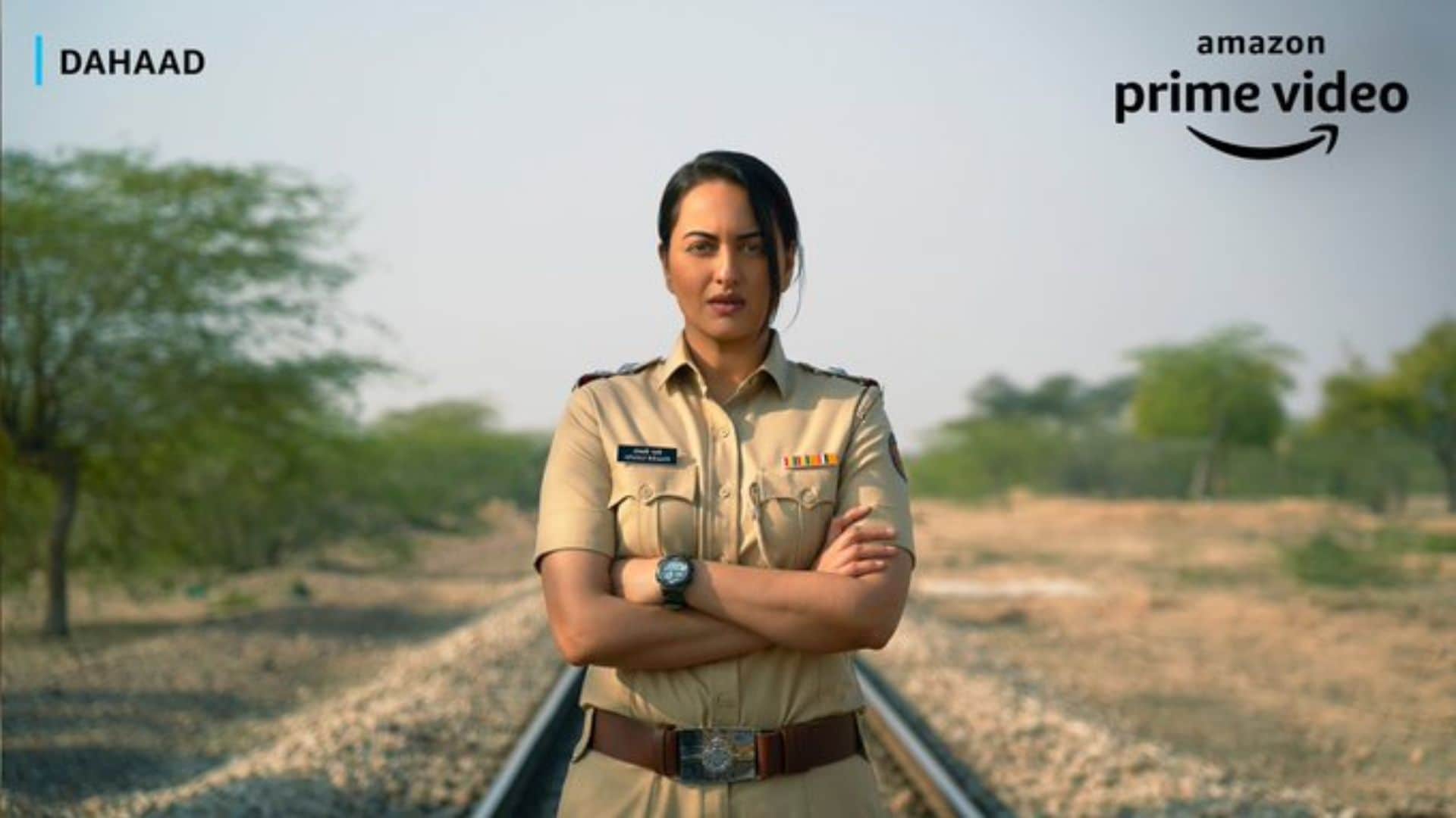 Dahaad Trailer Event Vijay Varma Reaction after Sonakshi Sinha Gulshan Devaiah Tease him about Tamannaah