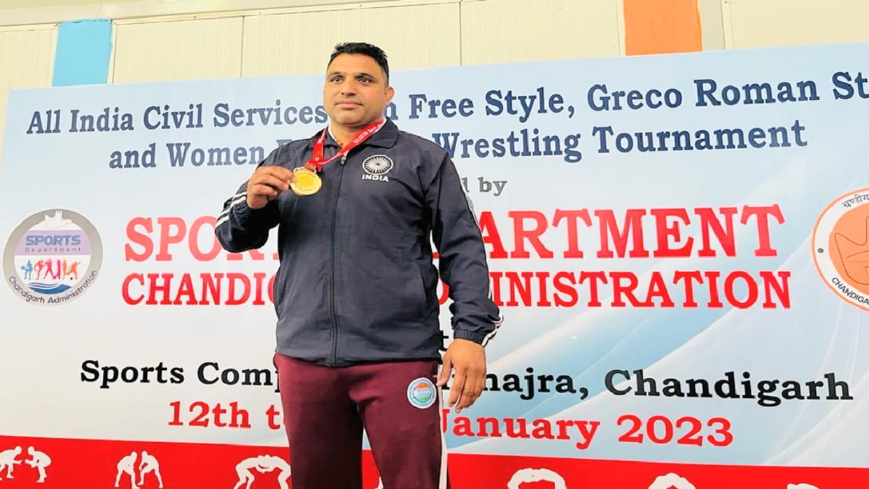 Mandi wrestler Sanjay won gold medal in Delhi, became national champion