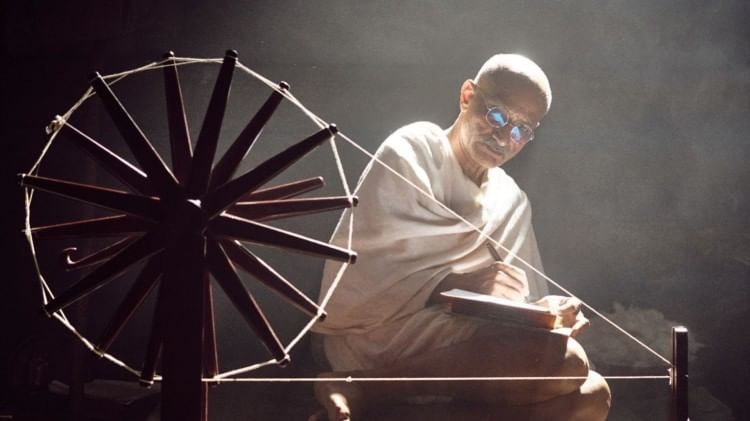 गांधी संगीता हरामजादी पगली की दोनों बहु सोनल और सोनालिका की सर्किट चूतें एक युद्ध