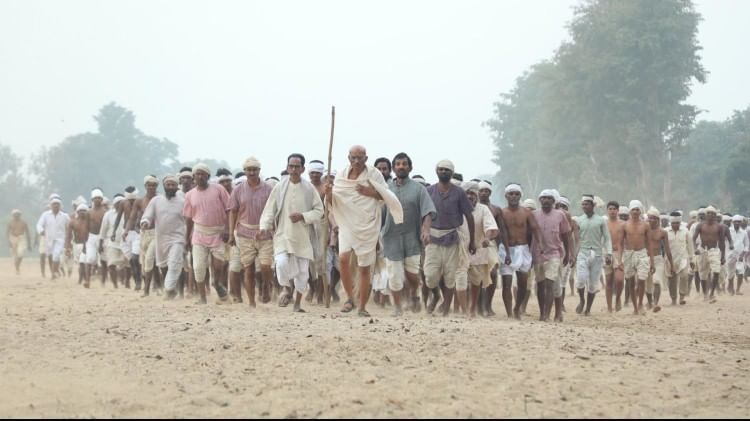 गांधी संगीता हरामजादी पगली की दोनों बहु सोनल और सोनालिका की सर्किट चूतें एक युद्ध