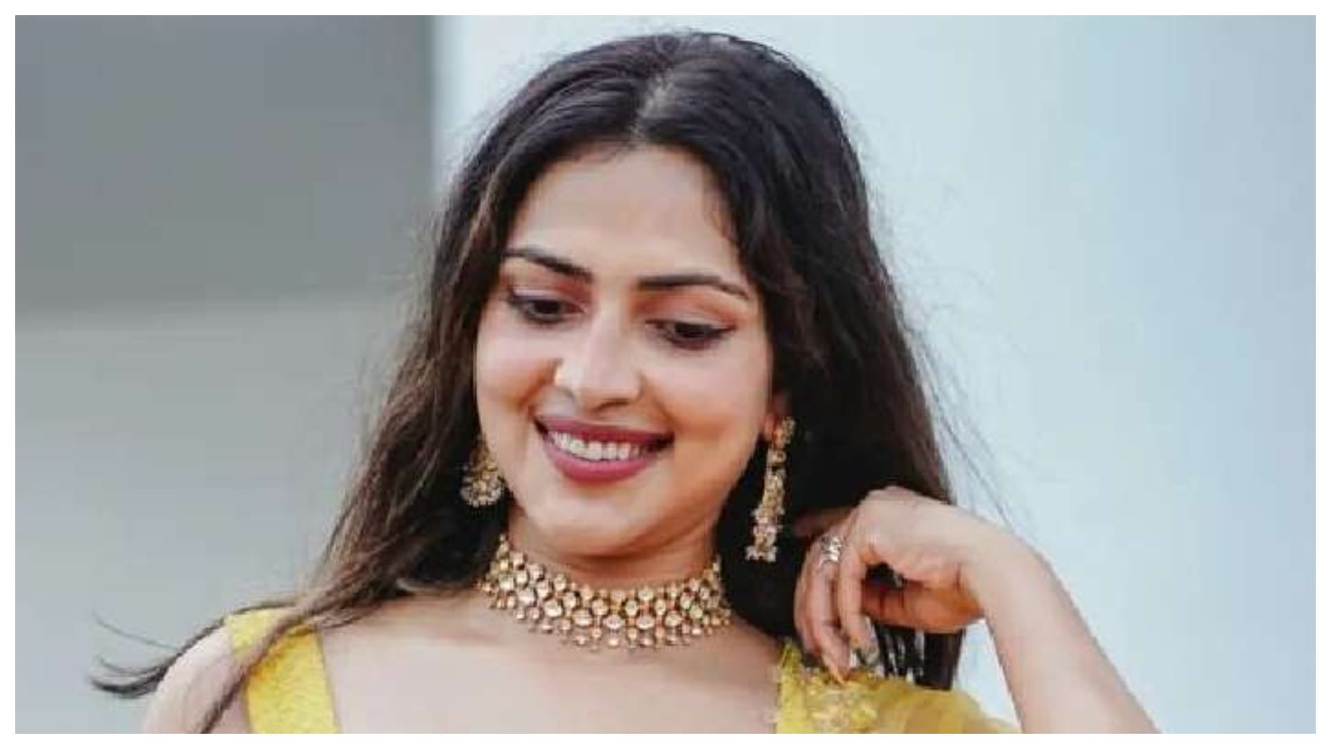 Amala Paul Was Not Given Entry In Thiruvairanikulam Mahadeva Temple Actress Accused Religious discrimination