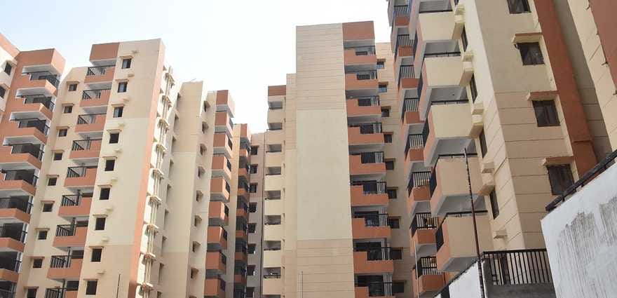 Bhopal Man Duped Lakhs Of Rupees In The Name Of Allotment of Flat In Laxmi Parisar