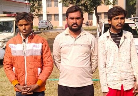 Three thieves arrested, one escaped by dodging