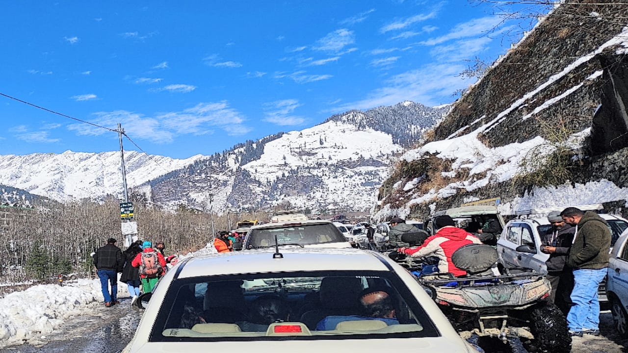 Himachal Weather will remain bad for eight days, heavy rain and snowfall alert for three days in these distric