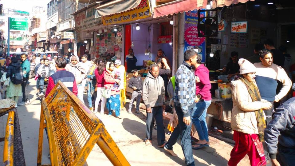 Protest against Banke Bihari Corridor started intensifying in Vrindavan demand for construction of new temple