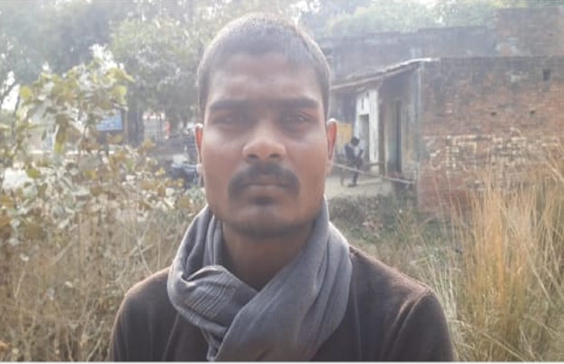 miscreants ran away after looting mobile but petrol of bike ran out one arrested