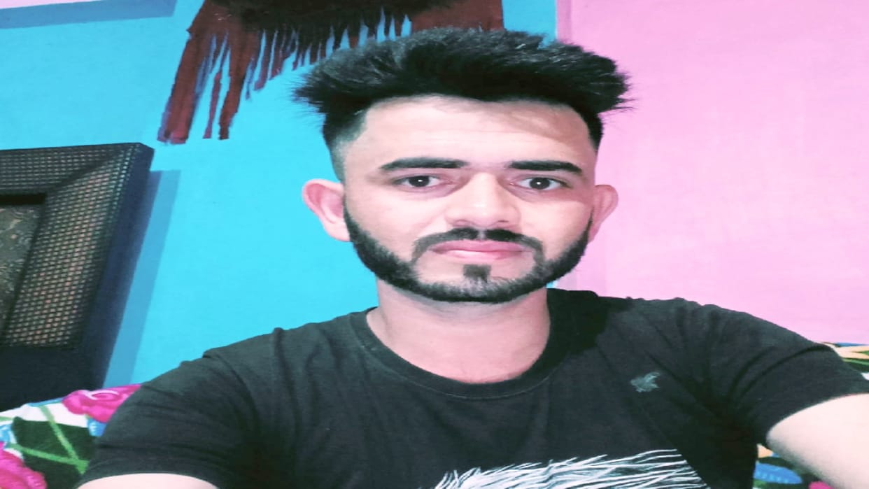 Sirmaur's Pradeep Singh passed UGC NET by doing labor work