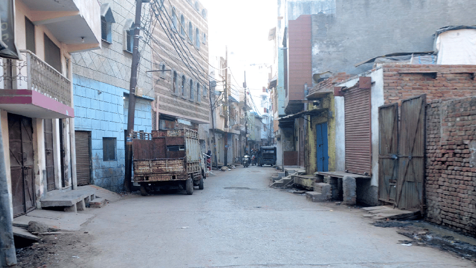 Tense silence seen after stone pelting in Aligarh Sarai Sultani