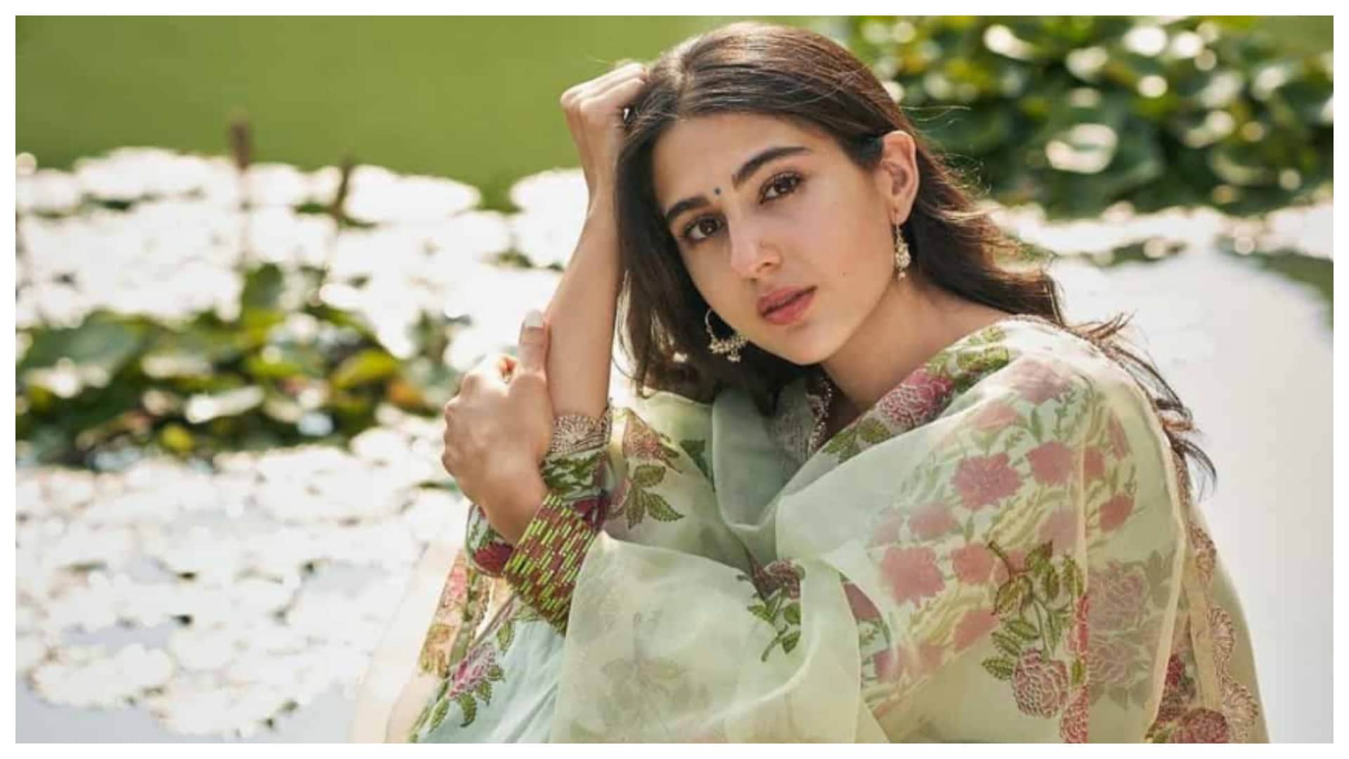sara ali khan rejected from oxford unversity video viral on social media see users reaction