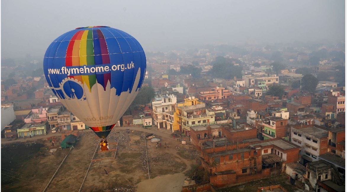 Balloon Festival varanasi second day Bhavy and divya kashi reflected in sky with 40 tourists