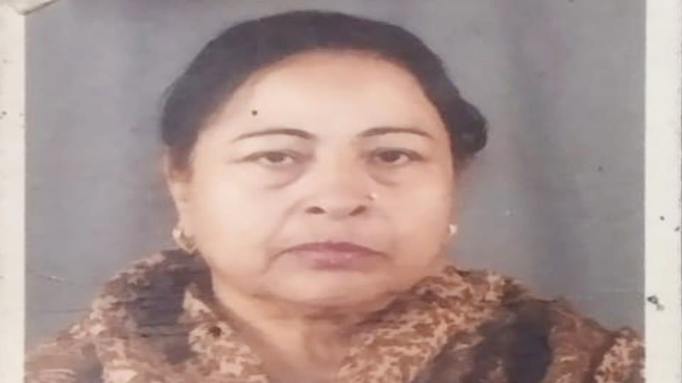 son killed farida begum for bullet bike in Bareilly