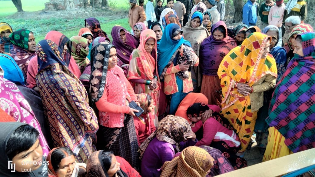 The young man was burnt to death, Vinod had gone out of the house when he got a call at night