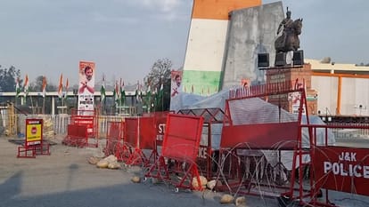 Bharat Jodo Yatra: People started arriving at Lakhanpur public meeting site in Jammu Kashmir