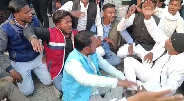 Miscreants molested girl students and beat up teacher after entered college