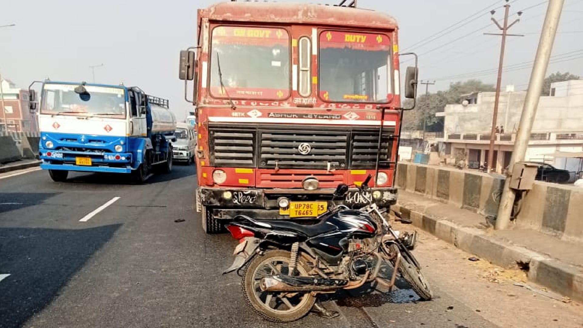 BPharma student killed, two fellow injured in truck collision in Kanpur