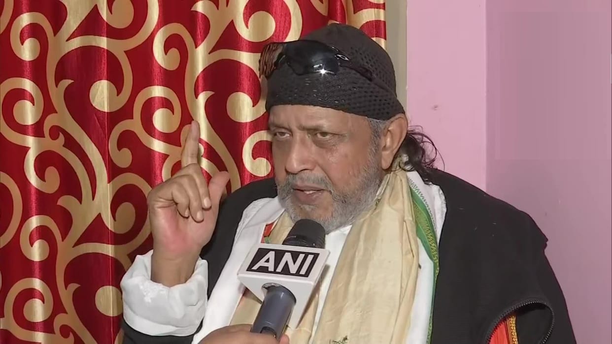 BJP leader Mithun Chakraborty said I am still saying that more than 21 TMC leaders are in contact with me