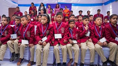 Bravery award winning children.