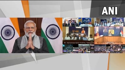 PM Modi: पीएम मोदी ने नवनियुक्त भर्ती के लिए 71000 नियुक्ति पत्र वितरित किए, लोगों के साथ बातचीत भी की PM Modi
