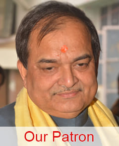 After Ramcharitmanas controversy Patna Mahavir Mandir presented first edition of Manas